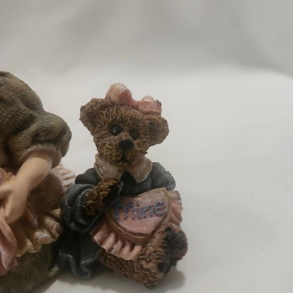 Alyssa with Caroline A Stitch in Time Yesterdays Child Boyds Collection HB - Picture 7 of 7